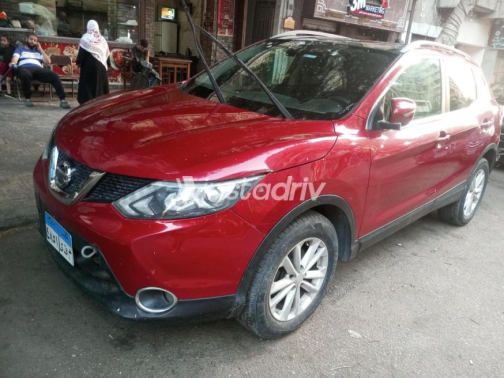 Nissan Qashqai 2017 Red Automatic Used for Sale in Cairo - 10