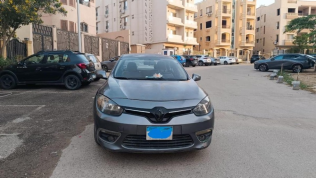 Renault Fluence 2015 Silver Automatic Used for Sale in Nasr city