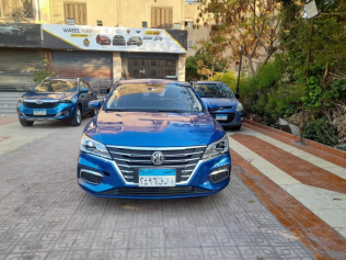 ام جى 5 2021 أزرق غامق أوتوماتيك مستعملة للبيع في مدينة نصر