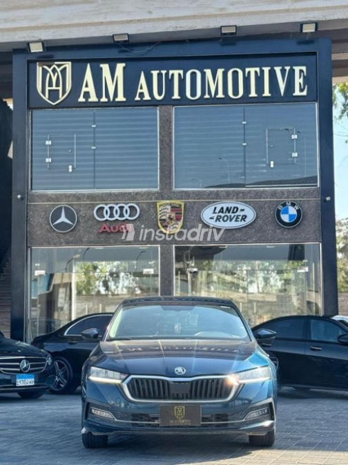 Skoda Octavia 2022 Dark Blue Automatic Used for Sale in Heliopolis - 1