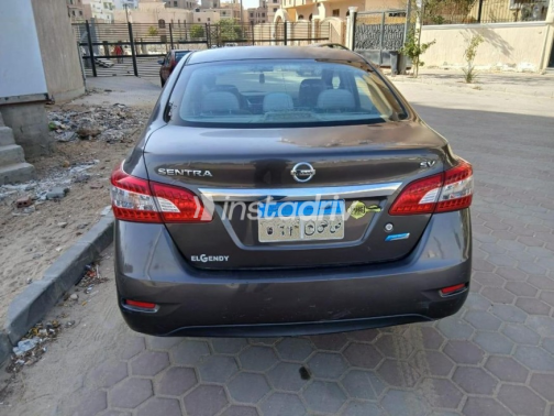 Nissan Sentra 2019 White Automatic Used for Sale in Greater Cairo ( Cairo + Giza) - 1