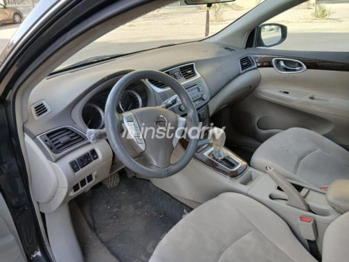 Nissan Sentra 2019 White Automatic Used for Sale in Greater Cairo ( Cairo + Giza) - 2