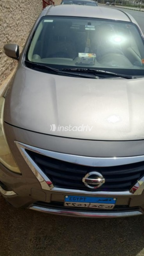 Nissan Sunny 2019 White Automatic Used for Sale in Greater Cairo ( Cairo + Giza) - 3