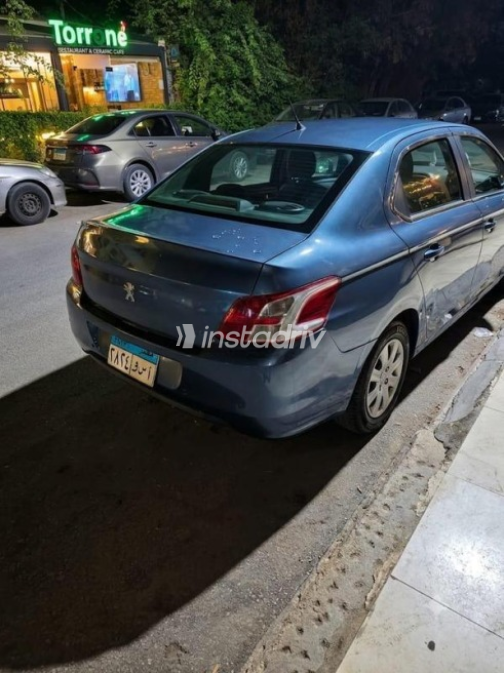 Peugeot 301 2014 Dark Blue Automatic Used for Sale in Cairo - 3
