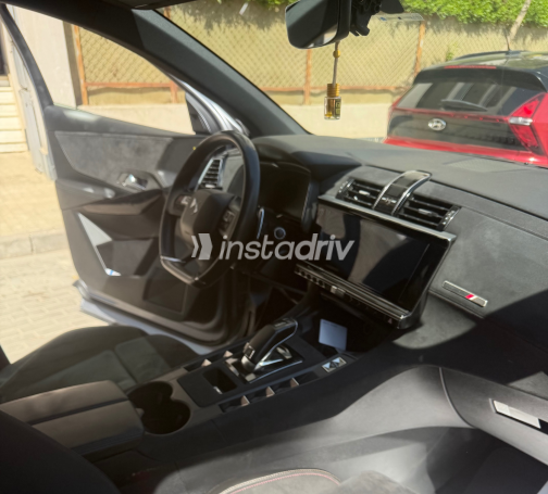 دى اس DS7 2020 فضي أوتوماتيك مستعملة للبيع في القاهرة الكبرى ( القاهرة - الجيزة) - 3