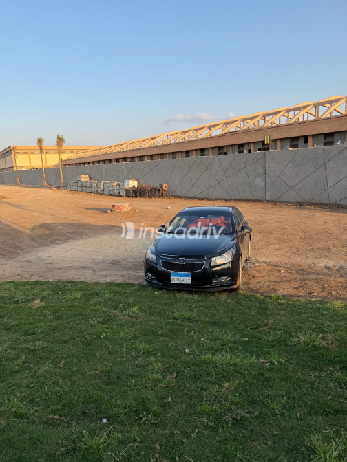 Chevrolet Cruze 2011 Black Automatic Used for Sale in Greater Cairo ( Cairo + Giza) - 5