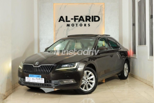 Skoda Superb 2018 Brown Automatic Used for Sale in Cairo - 1
