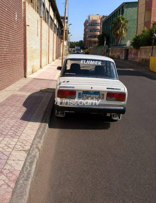 Lada 2107 1993 White Manual Used for Sale in Alexandria - 5