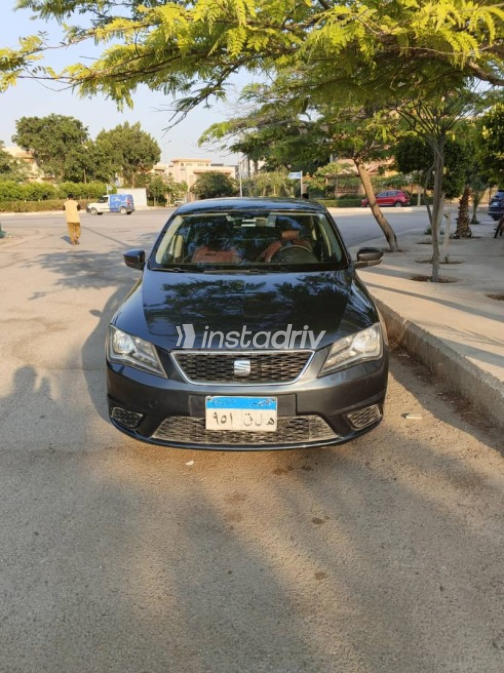 Seat Toledo 2016 Gray Automatic Used for Sale in Cairo - 1