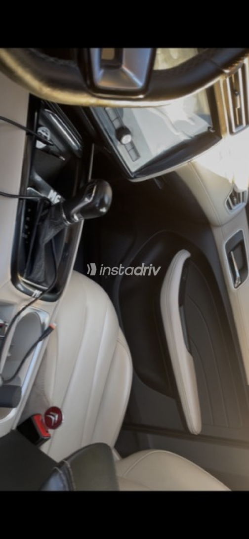 MG 5 2022 White Automatic Used for Sale in Greater Cairo ( Cairo + Giza) - 4