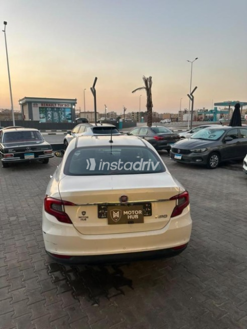 فيات تيبو 2019 أبيض أوتوماتيك مستعملة للبيع في مدينة نصر - 9