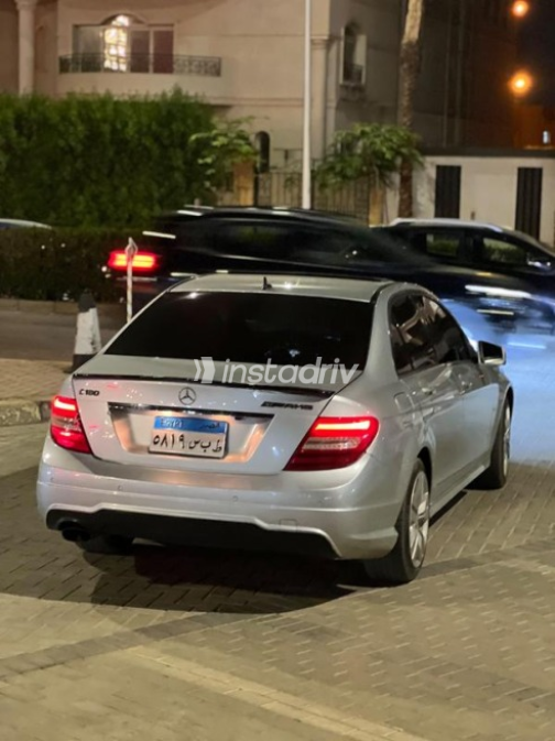 Mercedes C 180 2009 Gray Automatic Used for Sale in Cairo - 6