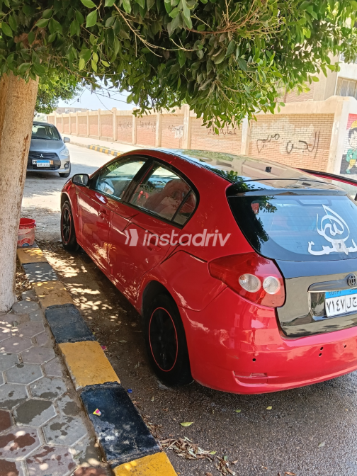 بريليانس FRV 2009 أحمر أوتوماتيك مستعملة للبيع في القاهرة الكبرى ( القاهرة - الجيزة) - 7