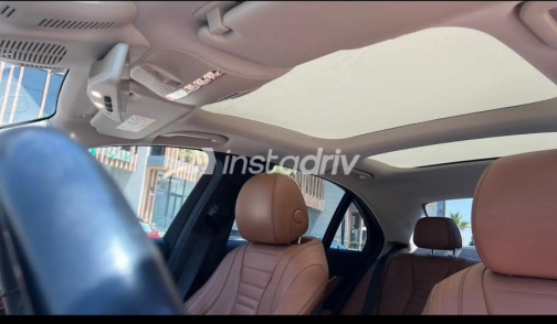 مرسيدس E 300 2019 أسود أوتوماتيك مستعملة للبيع في القاهرة - 6