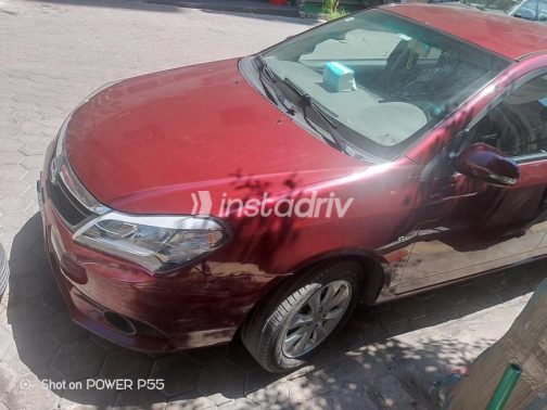 بى واى دى‬ F3 2024 أبيض أوتوماتيك مستعملة للبيع في القاهرة الكبرى ( القاهرة - الجيزة) - 2