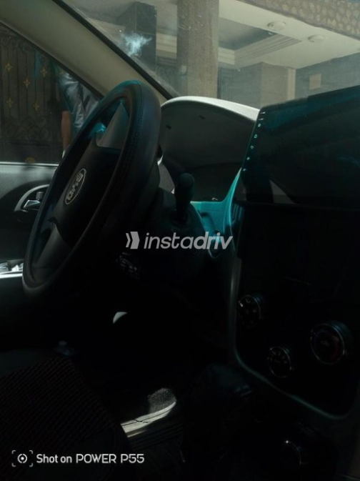 بى واى دى‬ F3 2024 أبيض أوتوماتيك مستعملة للبيع في القاهرة الكبرى ( القاهرة - الجيزة) - 7