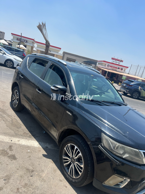 Geely Emgrand X7 2019 Black Automatic Used for Sale in Greater Cairo ( Cairo + Giza) - 8