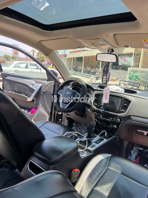 Geely Emgrand X7 2019 Black Automatic Used for Sale in Greater Cairo ( Cairo + Giza) - 9