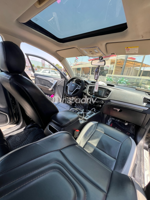 Geely Emgrand X7 2019 Black Automatic Used for Sale in Greater Cairo ( Cairo + Giza) - 10