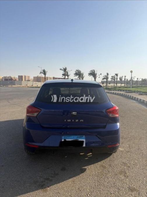 Seat Ibiza 2021 White Automatic Used for Sale in Greater Cairo ( Cairo + Giza) - 3