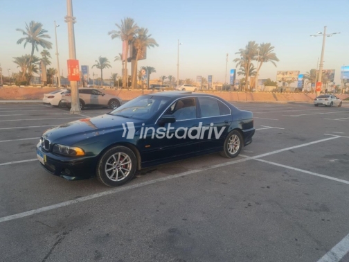 بي ام دبليو 523 1999 أخضر غامق أوتوماتيك مستعملة للبيع في الإسكندرية - 1