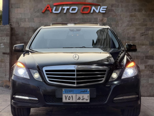 مرسيدس E 250 2011 أسود أوتوماتيك مستعملة للبيع في القاهرة