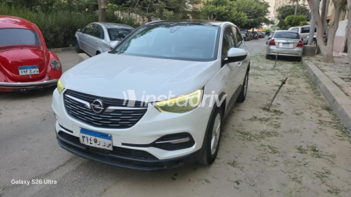 Opel Grandland 2019 White Automatic Used for Sale in Cairo - 2