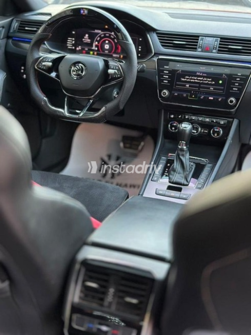 Skoda Superb 2021 Red Automatic Used for Sale in Cairo - 10