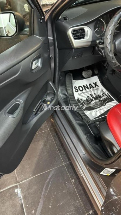 Citroën C Elysee 2020 Dark Gray Automatic Used for Sale in Cairo - 7