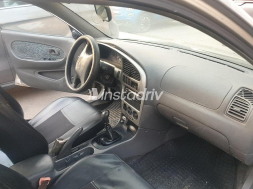 Kia Sephia 2001 Gold Automatic Used for Sale in Greater Cairo ( Cairo + Giza) - 5