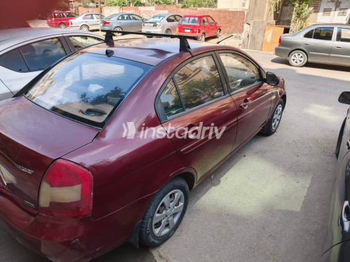 Hyundai Accent 2011 White Automatic Used for Sale in Greater Cairo ( Cairo + Giza) - 4