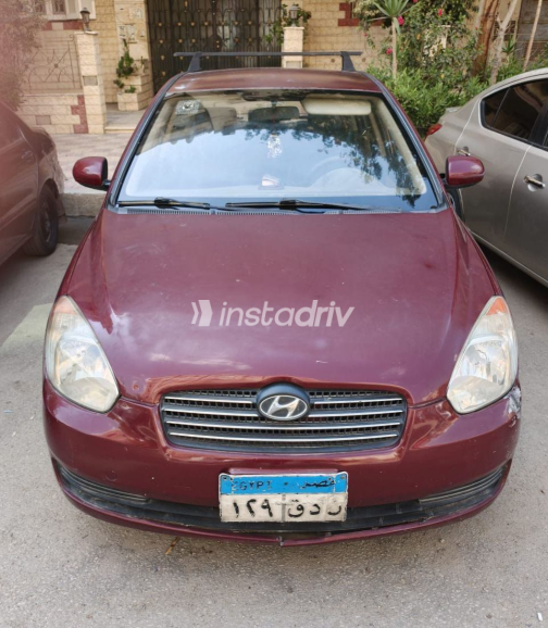 Hyundai Accent 2011 White Automatic Used for Sale in Greater Cairo ( Cairo + Giza) - 5