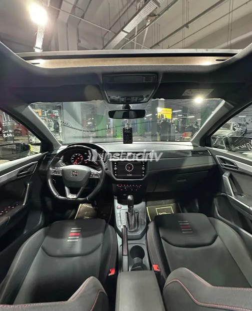 Seat Ibiza 2020 White Automatic Used for Sale in Greater Cairo ( Cairo + Giza) - 3