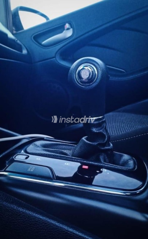 Kia Cerato 2018 Black Automatic Used for Sale in Sheikh Zayed City - 8
