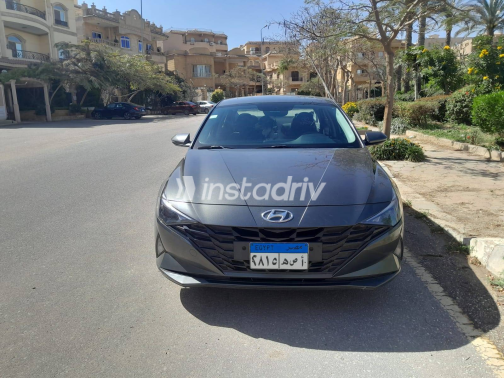 هيونداي إلنترا سى ان 7 2022 رمادي أوتوماتيك مستعملة للبيع في القاهرة الكبرى ( القاهرة - الجيزة) - 3