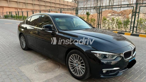 BMW 320 2016 Black Automatic Used for Sale in El Haram - 3