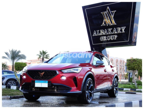 Cupra Formentor 2024 Dark Red Automatic Used for Sale in Madinaty - 1