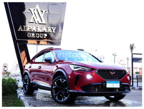 Cupra Formentor 2024 Dark Red Automatic Used for Sale in Madinaty - 3