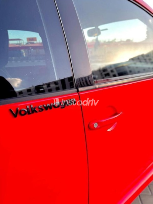Volkswagen Beetle 2001 Red Automatic Used for Sale in Cairo - 8