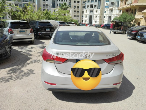Hyundai Elantra 2012 Beige Automatic Used for Sale in Cairo - 2