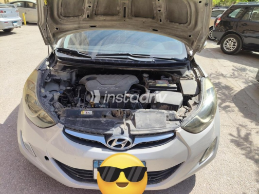 Hyundai Elantra 2012 Beige Automatic Used for Sale in Cairo - 5