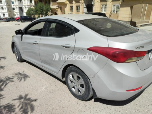 Hyundai Elantra 2012 Beige Automatic Used for Sale in Cairo - 8