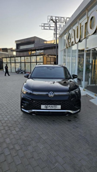 Volkswagen Tiguan 2025 Black Automatic Used for Sale in Sheikh Zayed City