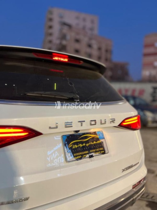 Jetour X95 2022 White Automatic Used for Sale in Nasr city - 5