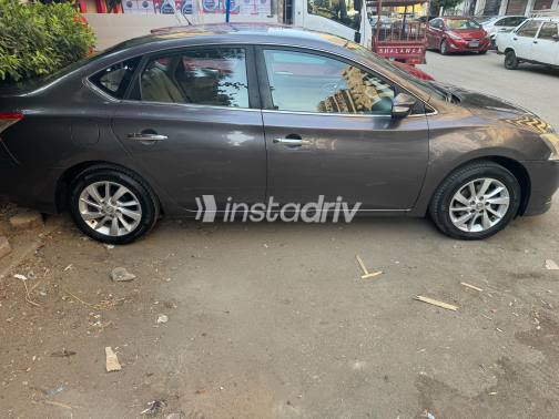 Nissan Sentra 2019 Brown Automatic Used for Sale in Greater Cairo ( Cairo + Giza) - 3