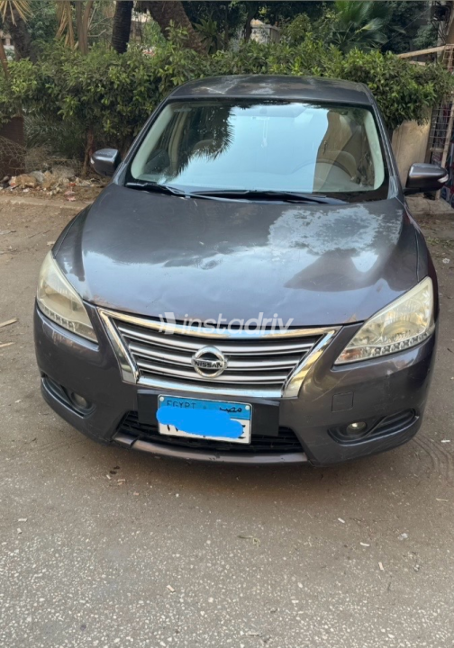 Nissan Sentra 2019 Brown Automatic Used for Sale in Greater Cairo ( Cairo + Giza) - 4