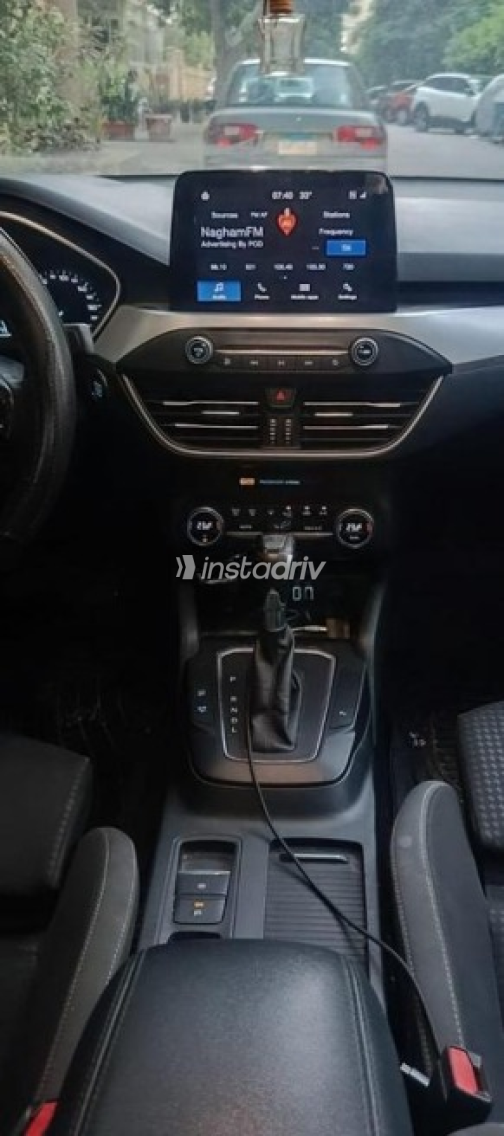 Ford Focus 2022 Black Automatic Used for Sale in Heliopolis - 6