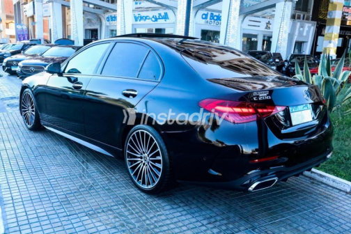 Mercedes C 200 2023 Black Automatic Used for Sale in Madinaty - 2