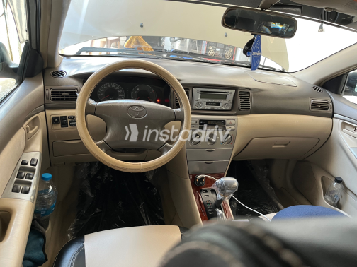 Toyota Corolla 2005 Silver Automatic Used for Sale in Greater Cairo ( Cairo + Giza) - 3