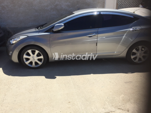 Hyundai Avante 2012 Gray Automatic Used for Sale in Greater Cairo ( Cairo + Giza) - 4